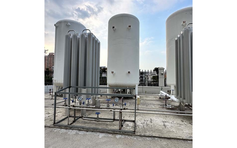 医用液氧罐与汇流排供氧方式比较及建设规范